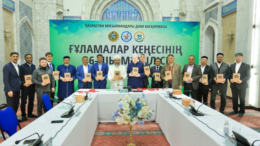 ЖЫЛДЫҚ ЕСЕП – 2025: «MUFTIYAT» БАСПАСЫНАН 37 ЖАҢА КІТАП ЖАРЫҚ КӨРДІ