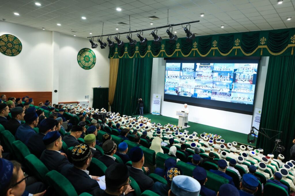 «АДАЛ ҚОҒАМ» ТҰЖЫРЫМДАМАСЫ ҚАБЫЛДАНАДЫ