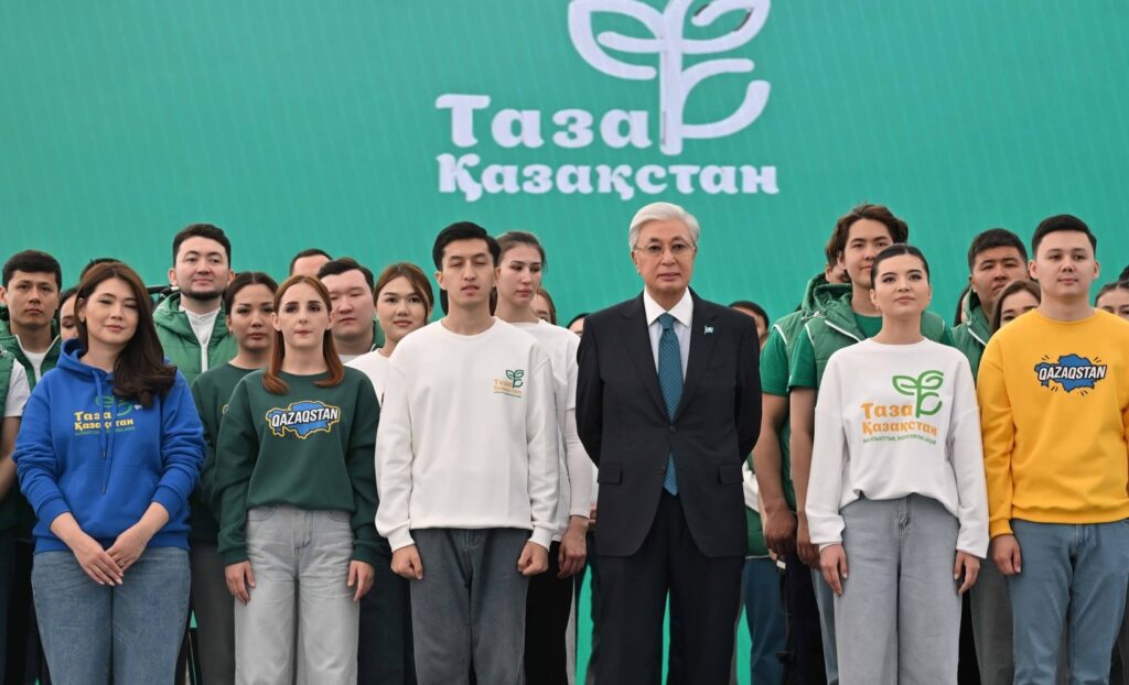 ҚМДБ Жастар секторы «Таза Қазақстан» акциясына қатысты