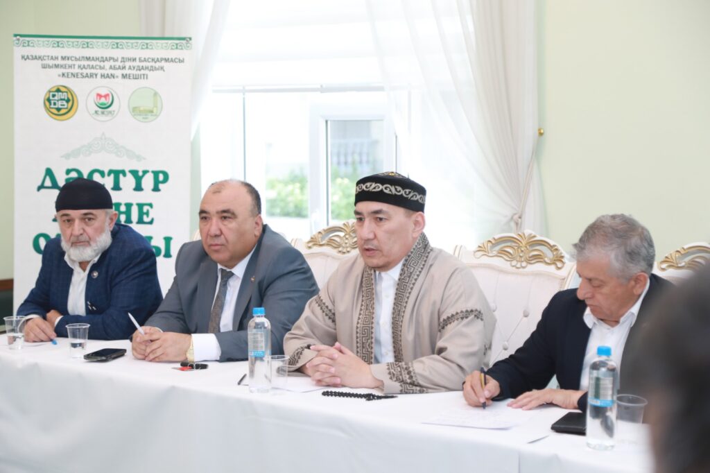 ШЫМКЕНТТЕ ЭТНОМӘДЕНИ ӨКІЛДЕРІ БІРЛІК КҮНІНЕ ОРАЙ РУХАНИ БАСҚОСТЫ