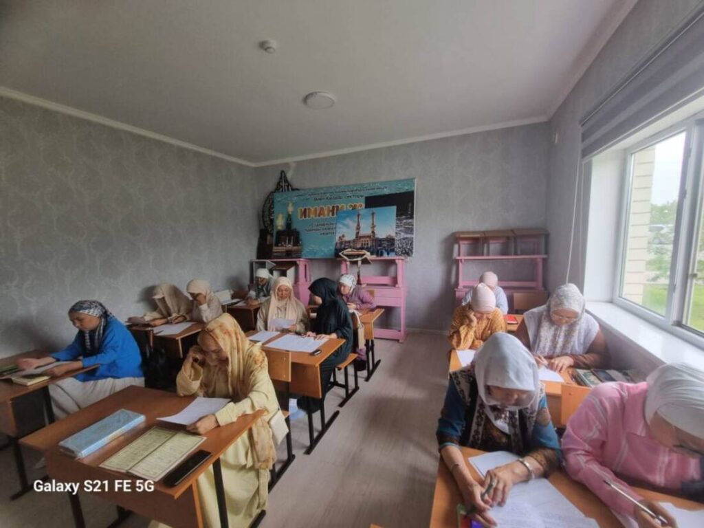 Шәкірттер арасында фиқһ сабағынан емтихан ұйымдастырылды