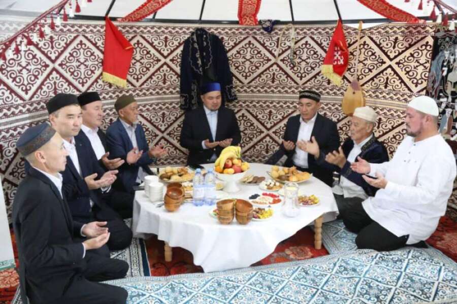 ШЫМКЕНТТЕ БЕСІККЕ САЛУ, ТҰСАУКЕСЕР ШАРАСЫ ӨТТІ